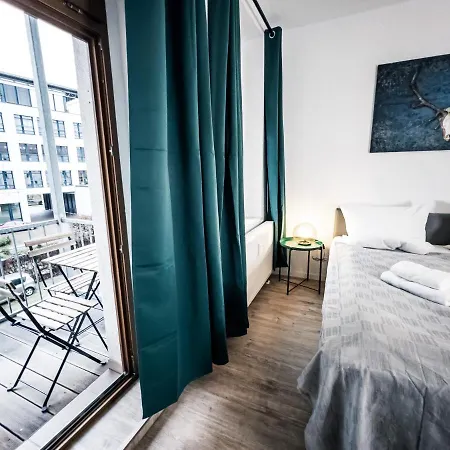 ⋙ Stilvolle Mit 2 Schlafzimmern & Balkon ⋘ Apartment *