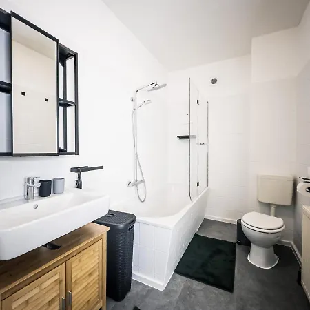 ⋙ Stilvolle Mit 2 Schlafzimmern & Balkon ⋘ Apartment Leipzig